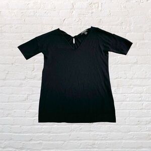 Banana Republic double v-neck with twist detail short sleeve sweater